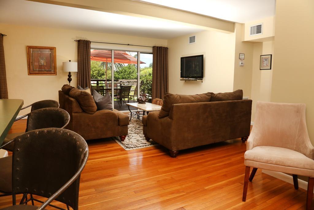 The Cabanas Guesthouse & Spa - Gay Resort Catering To Gay Men Oakland Park Exteriör bild