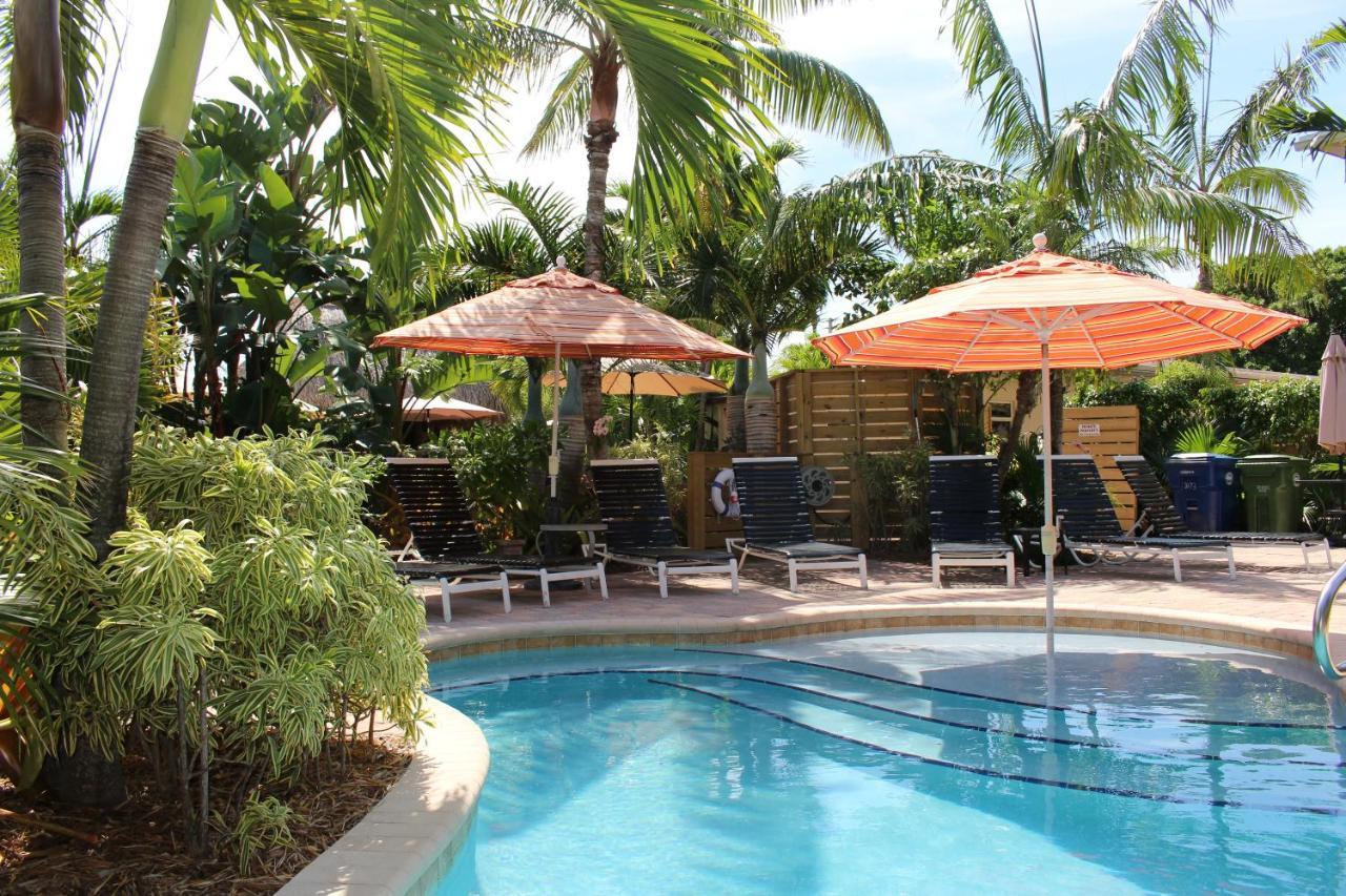 The Cabanas Guesthouse & Spa - Gay Resort Catering To Gay Men Oakland Park Exteriör bild