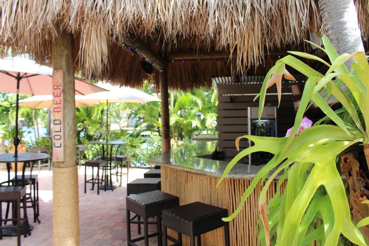 The Cabanas Guesthouse & Spa - Gay Resort Catering To Gay Men Oakland Park Exteriör bild